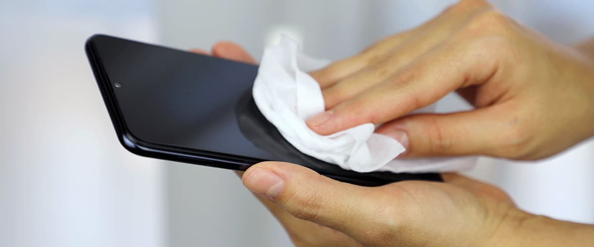 How to Disinfect Mobile Phones