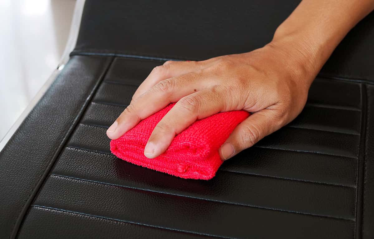 Antimicrobials Embedded in Textiles: The Difference between Leaching & Non-Leaching Agents
