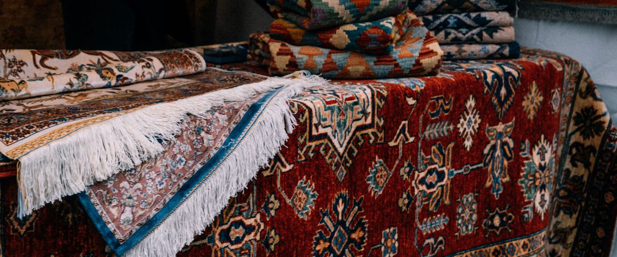 Understanding the Core Fibers of Persian Rugs