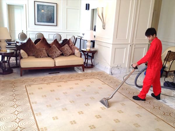 Professional Carpet Cleaning in a Singaporean Home