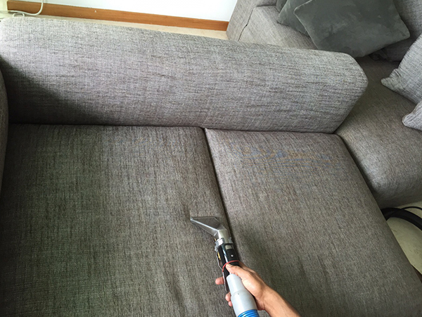 Expert Upholstery Cleaning of a Sofa Bed in a Singaporean Residence